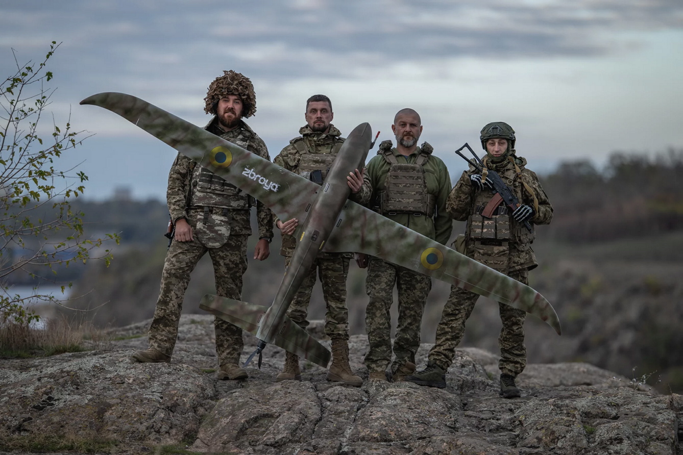 Одна із «пташок» — надійних друзів і помічників захисників України. Фото Антона Шевельова